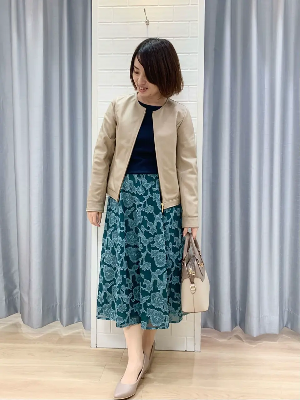 ANY SIS 丸岡 コーディネート画像