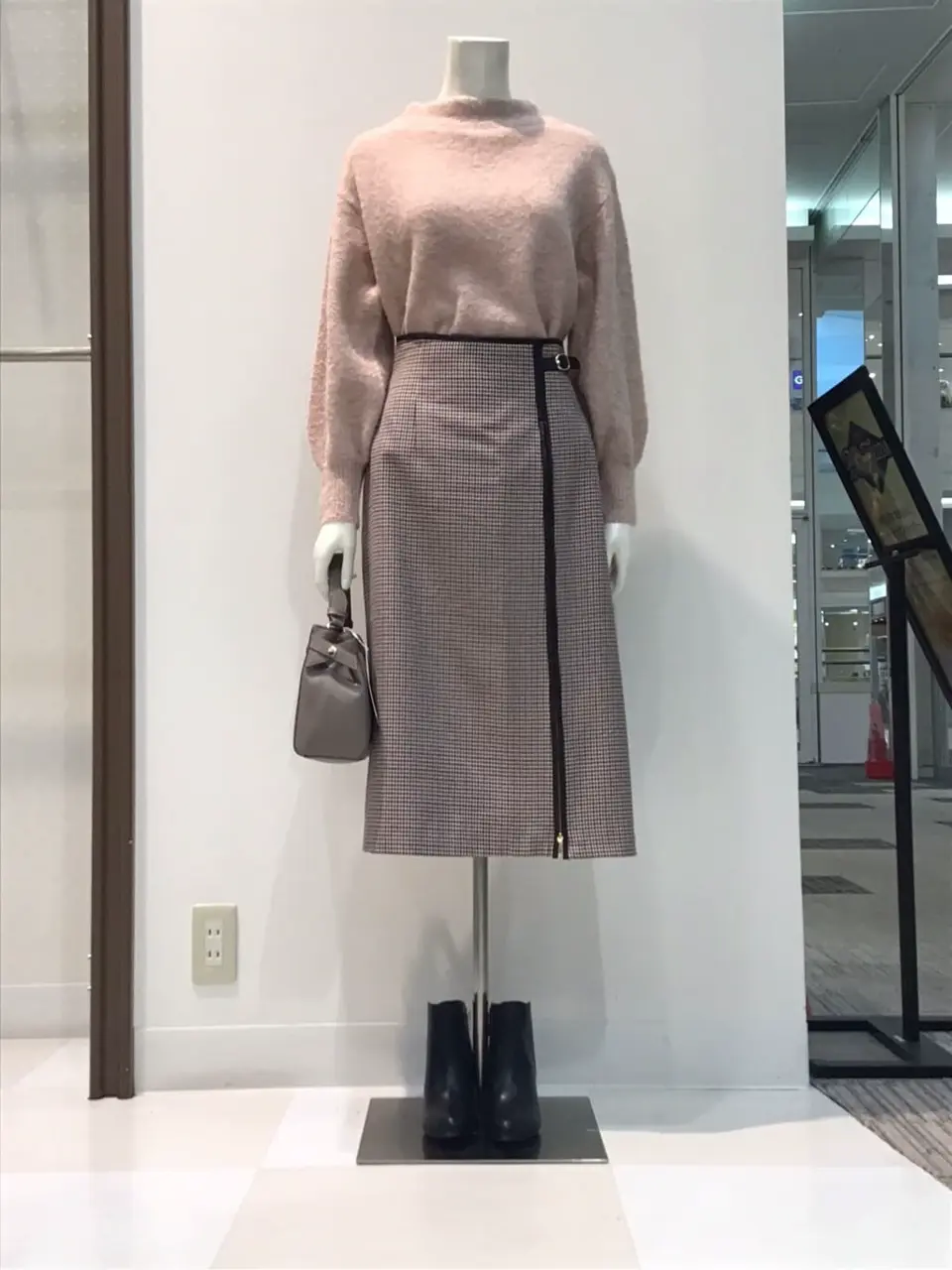 ANY SIS 布川 コーディネート画像