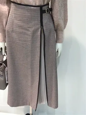 ANY SIS 布川 コーディネート画像