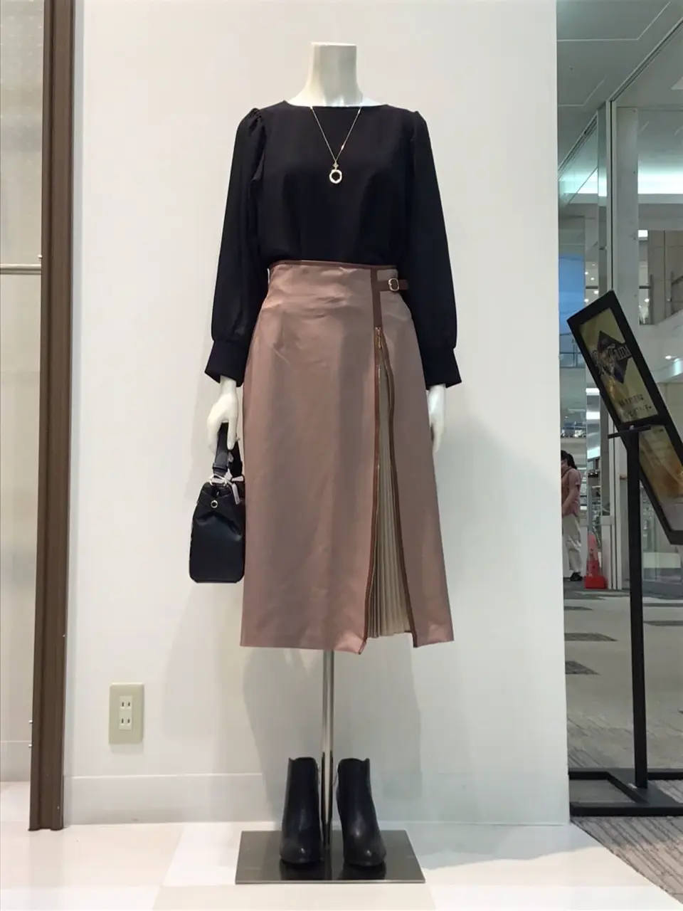 ANY SIS 布川 コーディネート画像