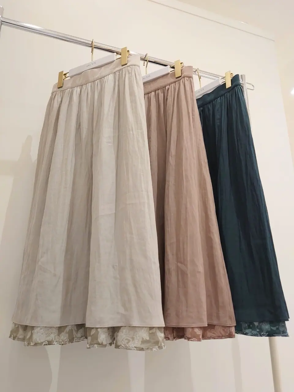 ANY SIS 見帆 コーディネート画像