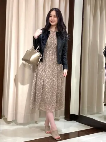 ANY SIS STAFF コーディネート画像