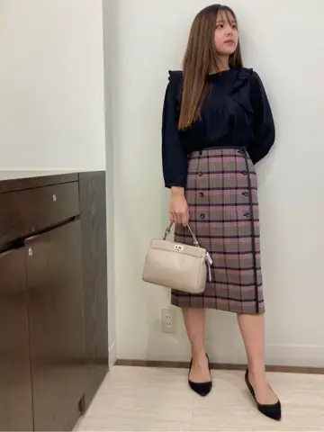 ANY SIS スタッフ コーディネート画像