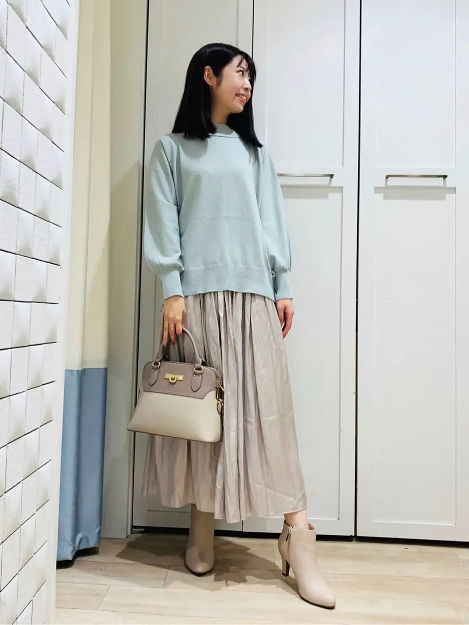 ANY SIS スタッフ コーディネート画像