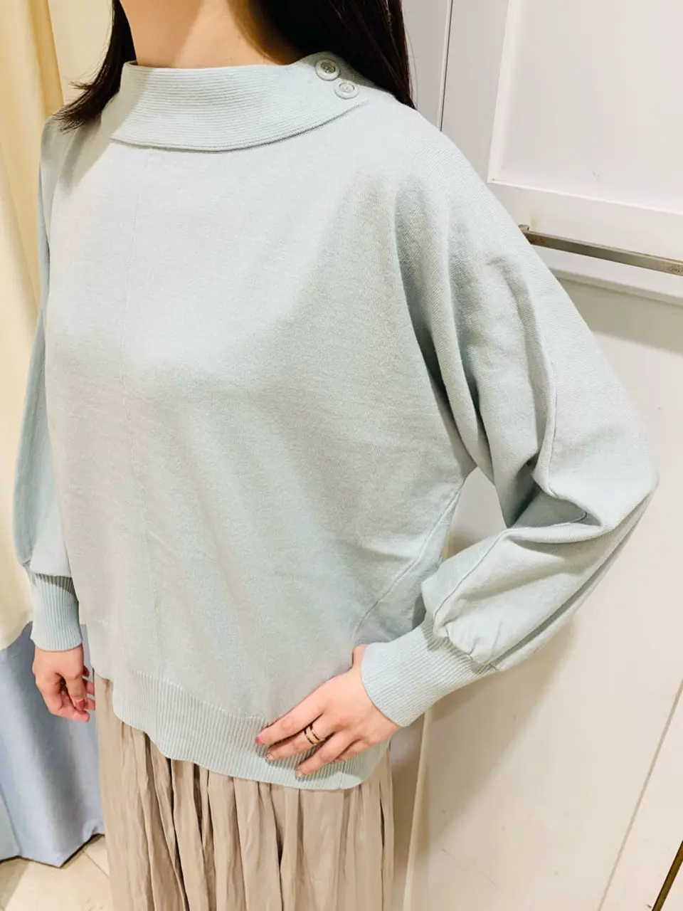 ANY SIS スタッフ コーディネート画像