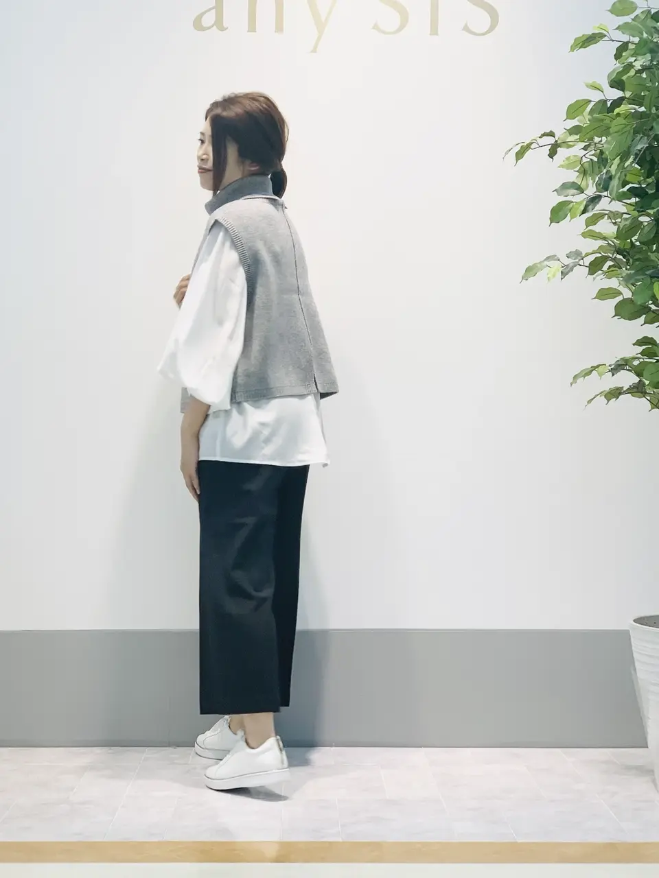 ANY SIS 岡本 コーディネート画像