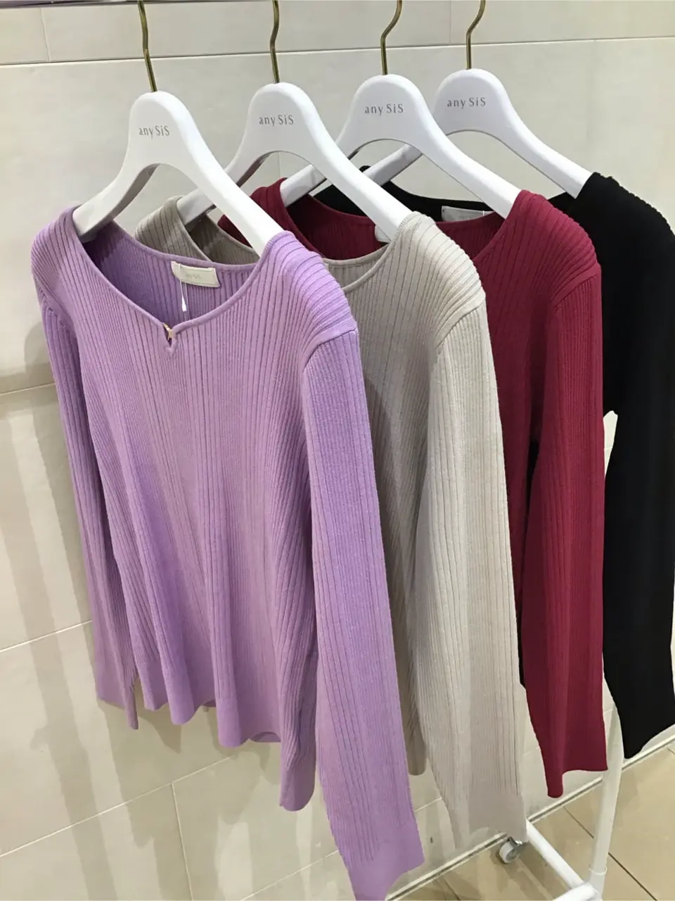 ANY SIS 髙橋 コーディネート画像