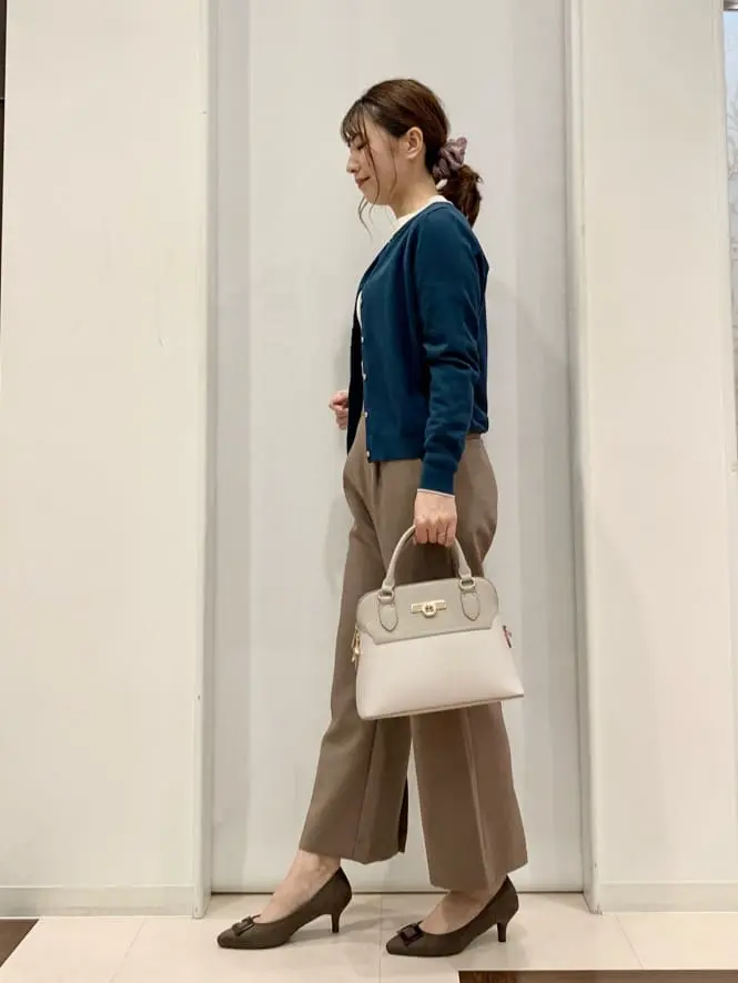 ANY SIS 横田 コーディネート画像