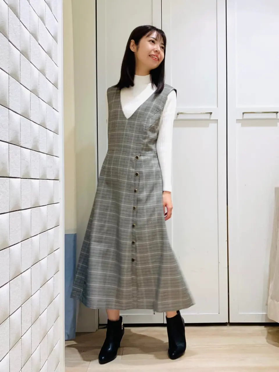 ANY SIS スタッフ コーディネート画像