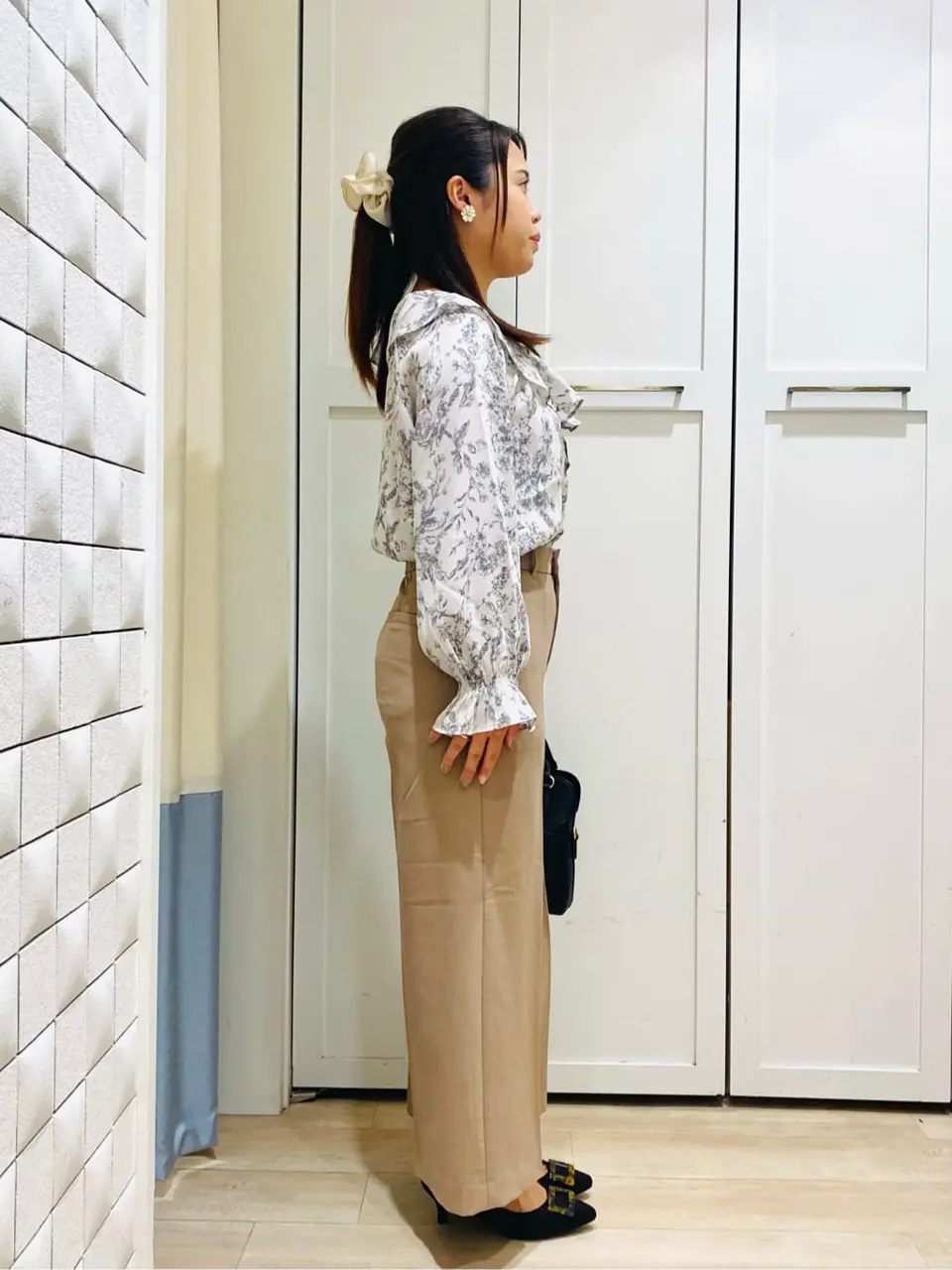 ANY SIS スタッフ コーディネート画像