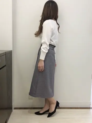 ANY SIS スタッフ コーディネート画像