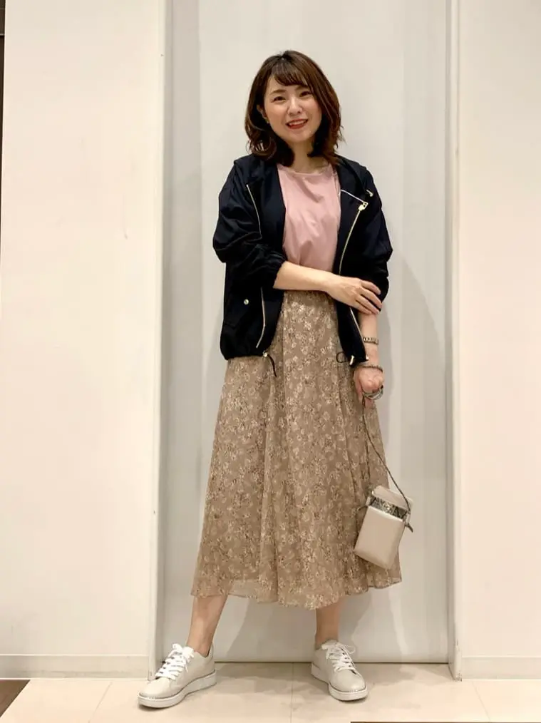 ANY SIS 横田 コーディネート画像