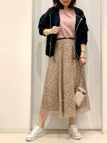 ANY SIS 横田 コーディネート画像