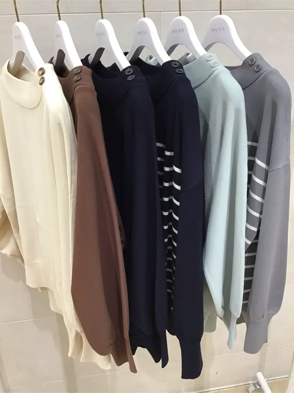 ANY SIS 髙橋 コーディネート画像