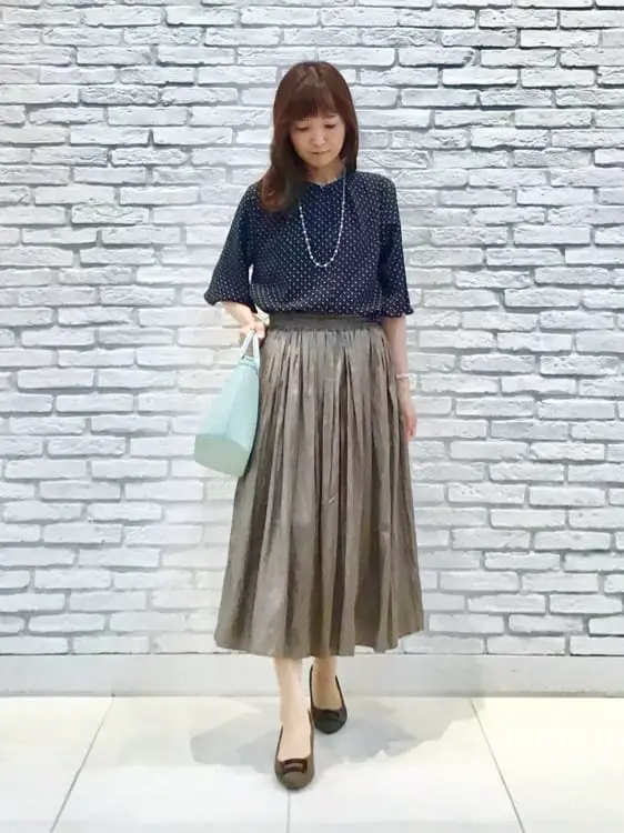 ANY SIS スタッフ コーディネート画像