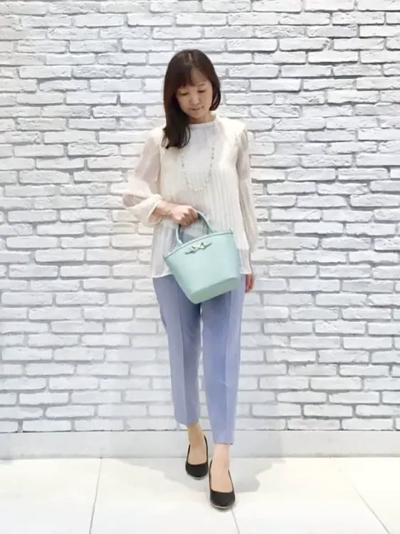 ANY SIS スタッフ コーディネート画像