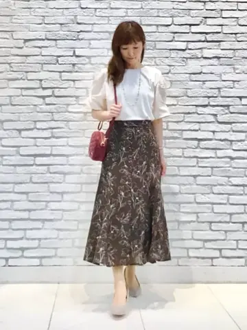 ANY SIS スタッフ コーディネート画像