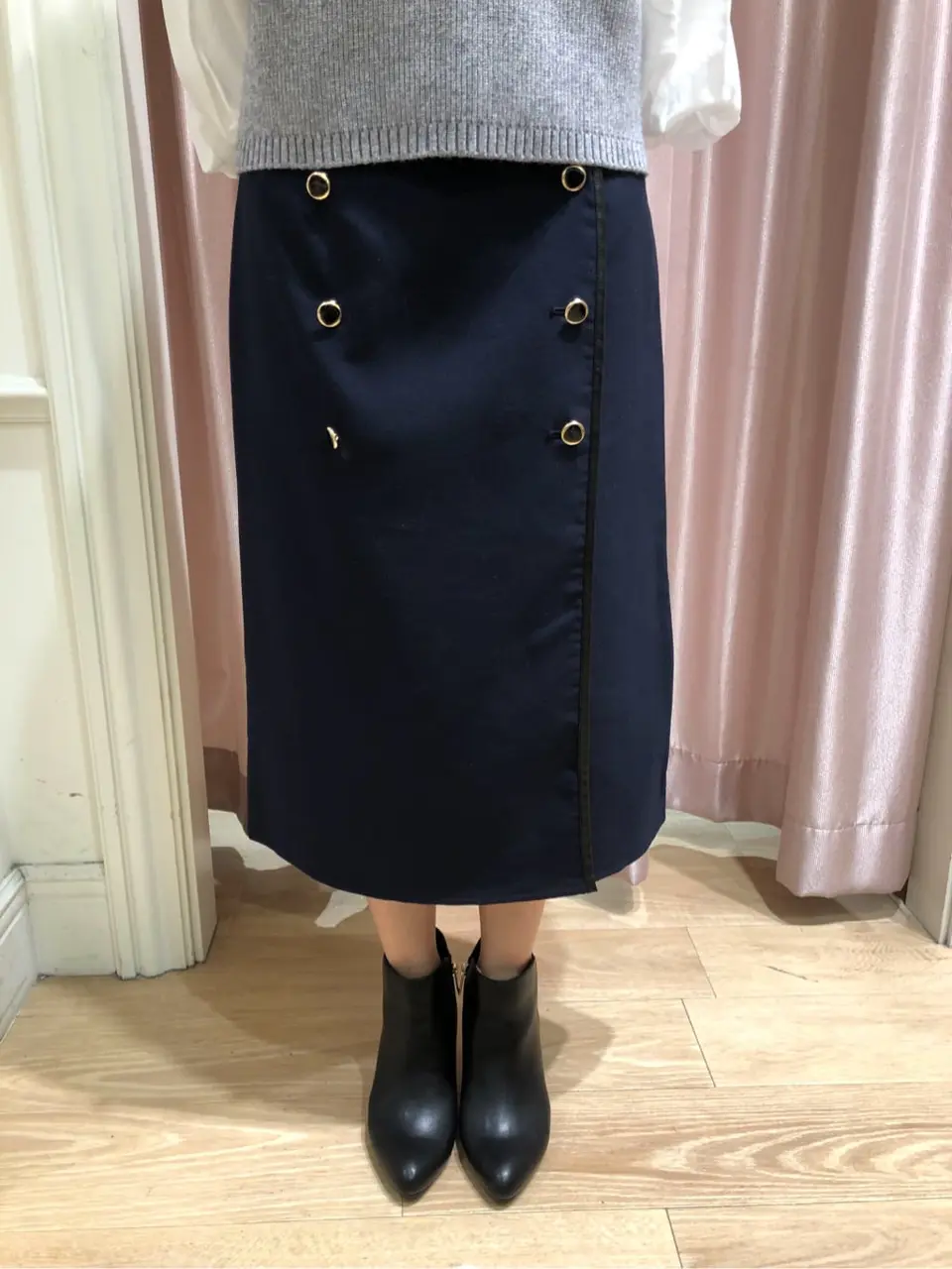 ANY SIS スタッフ コーディネート画像