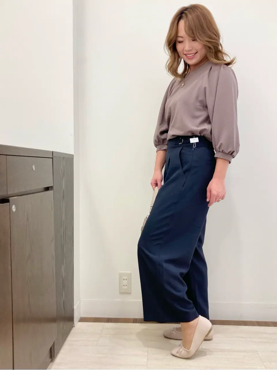 ANY SIS スタッフ コーディネート画像