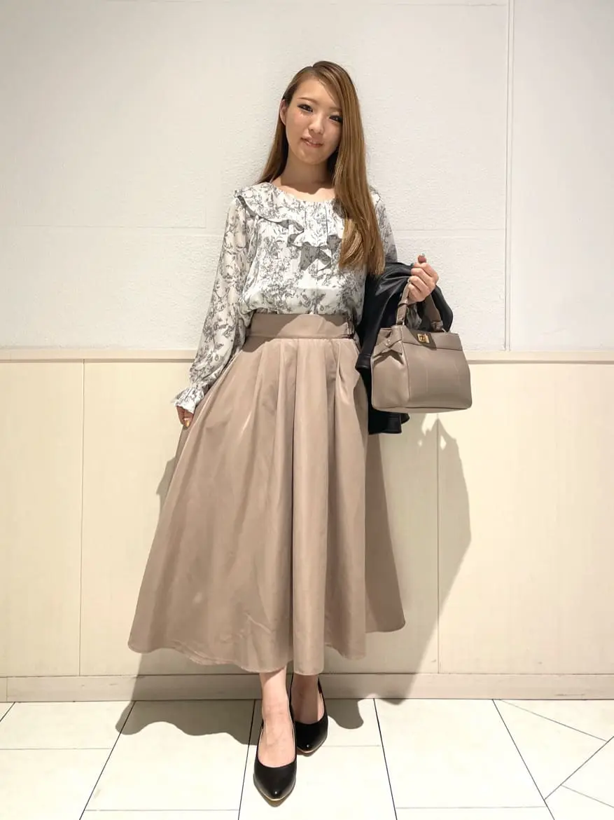 ANY SIS 土居 コーディネート画像