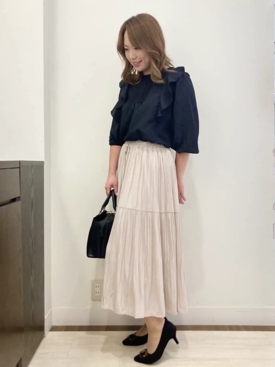 ANY SIS スタッフ コーディネート画像