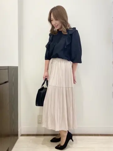 ANY SIS スタッフ コーディネート画像