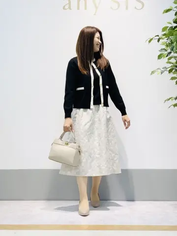 ANY SIS 岡本 コーディネート画像