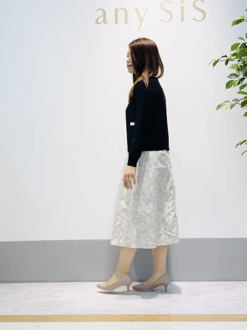 ANY SIS 岡本 コーディネート画像