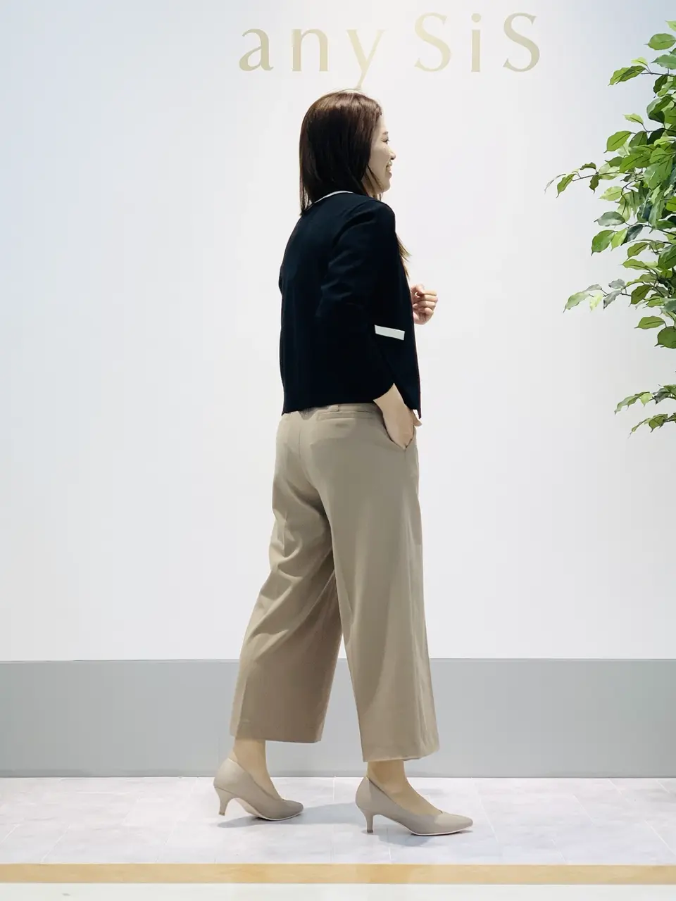 ANY SIS 岡本 コーディネート画像