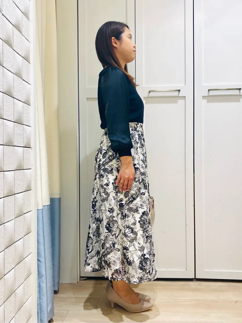 ANY SIS スタッフ コーディネート画像