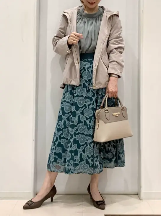 ANY SIS 横田 コーディネート画像