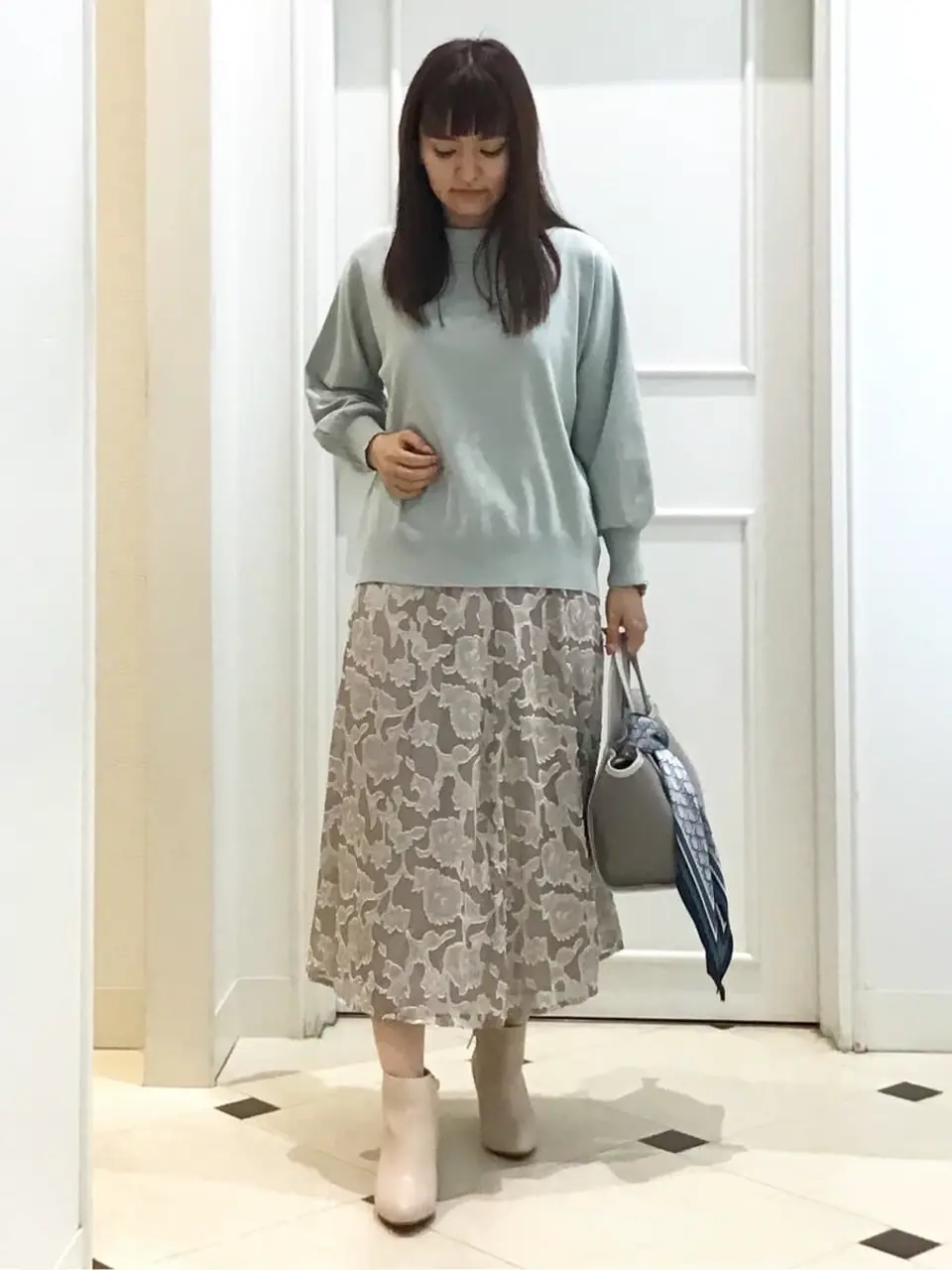 ANY SIS スタッフ コーディネート画像