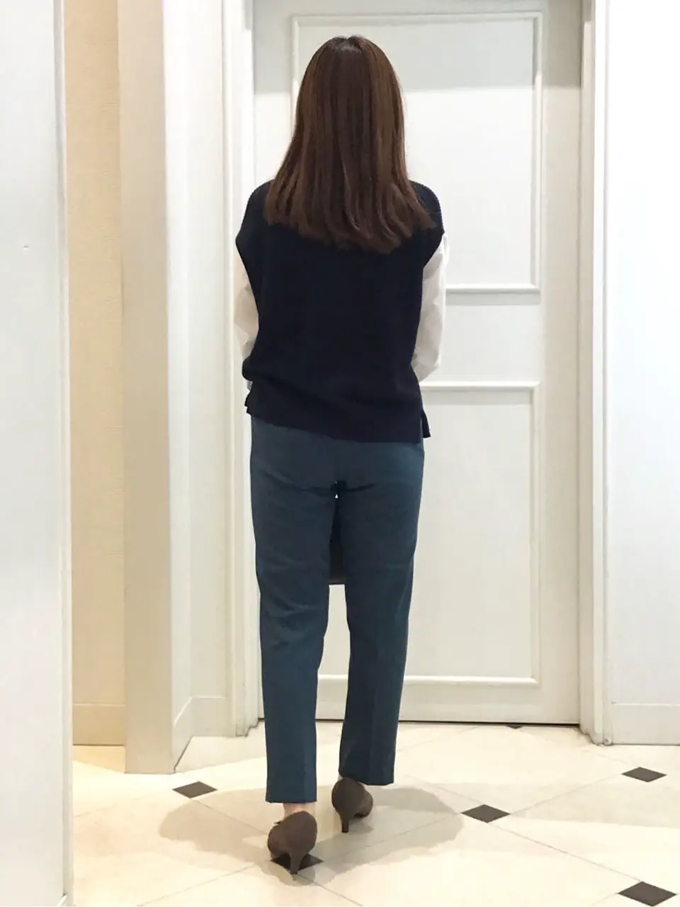 ANY SIS スタッフ コーディネート画像