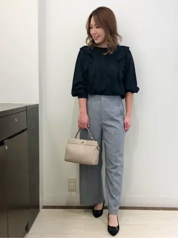 ANY SIS スタッフ コーディネート画像