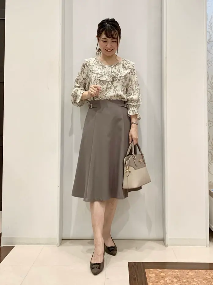 ANY SIS 横田 コーディネート画像