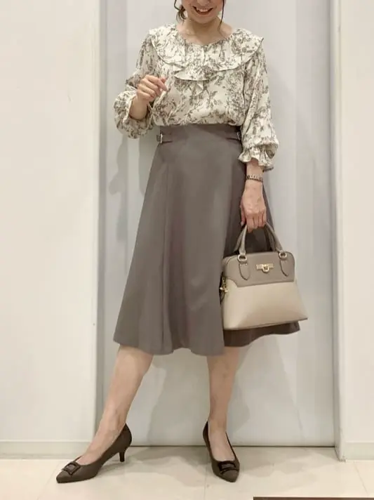 ANY SIS 横田 コーディネート画像