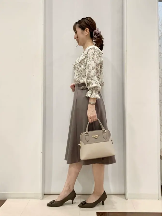 ANY SIS 横田 コーディネート画像