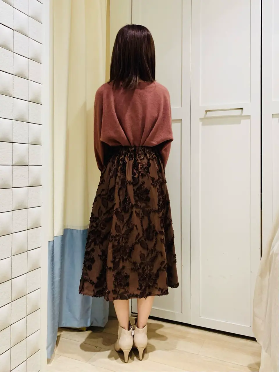 ANY SIS スタッフ コーディネート画像