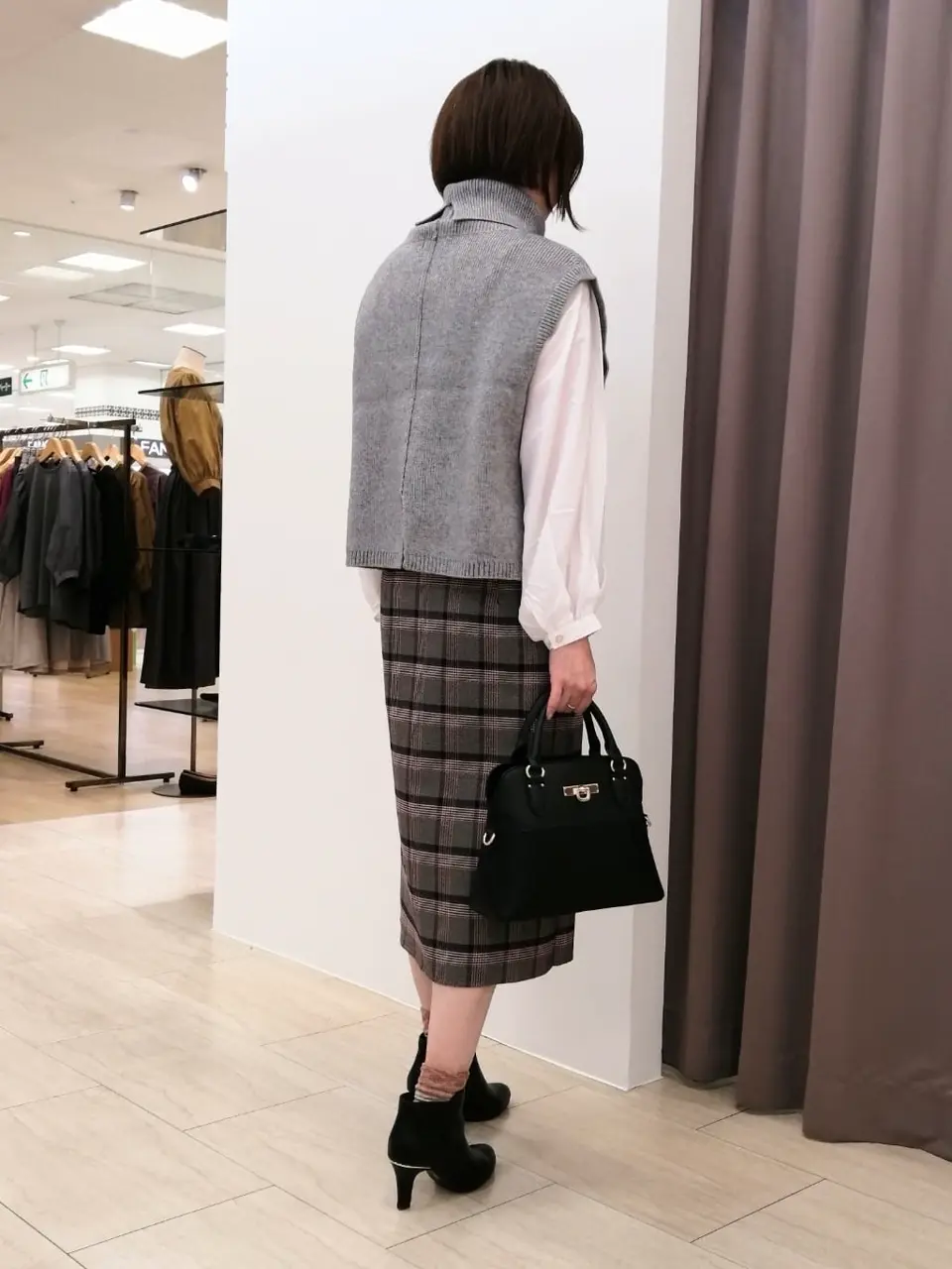 ANY SIS N コーディネート画像