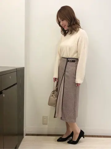 ANY SIS スタッフ コーディネート画像