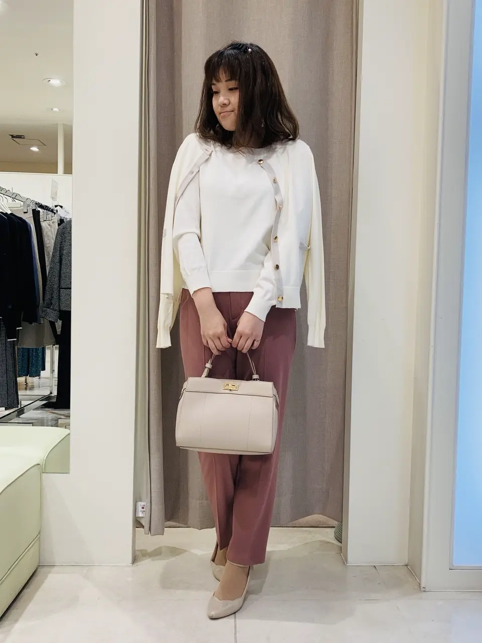  川根　彩 コーディネート画像