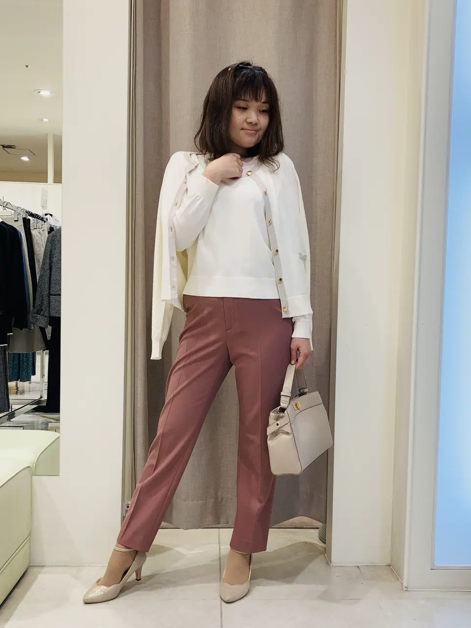 ANY SIS 川根　彩 コーディネート画像