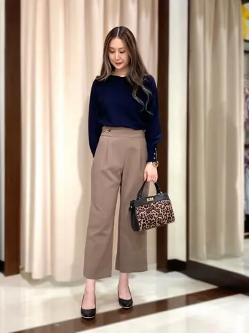 ANY SIS STAFF コーディネート画像