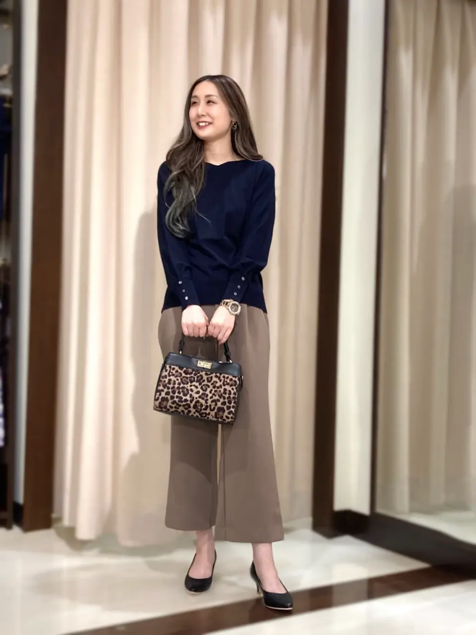 ANY SIS STAFF コーディネート画像