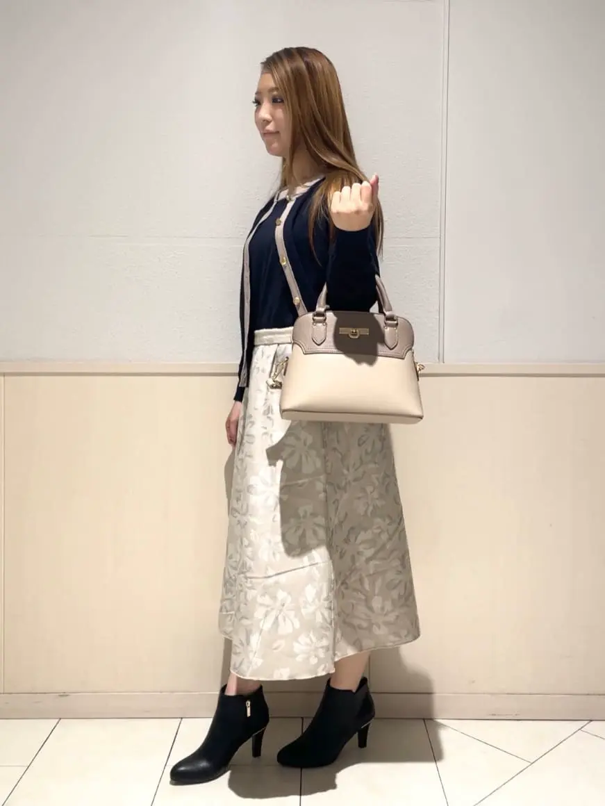 ANY SIS 土居 コーディネート画像