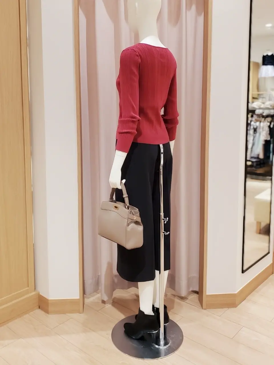 ANY SIS 岩田 コーディネート画像