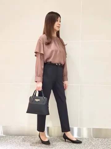 ANY SIS スタッフ コーディネート画像