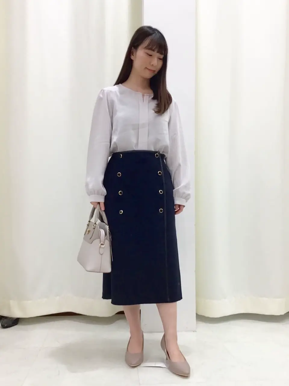 ANY SIS スタッフ コーディネート画像