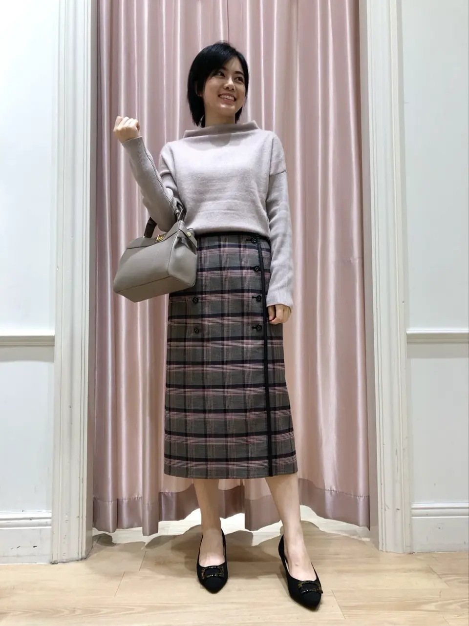 ANY SIS スタッフ コーディネート画像