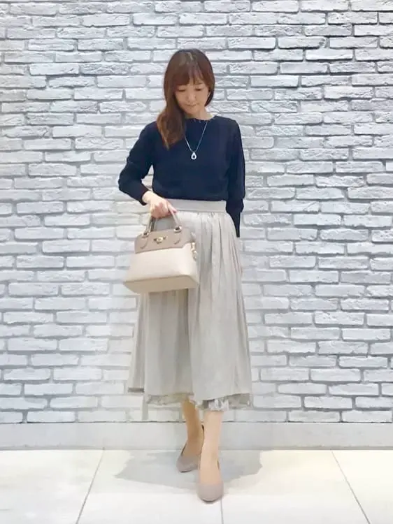 ANY SIS スタッフ コーディネート画像